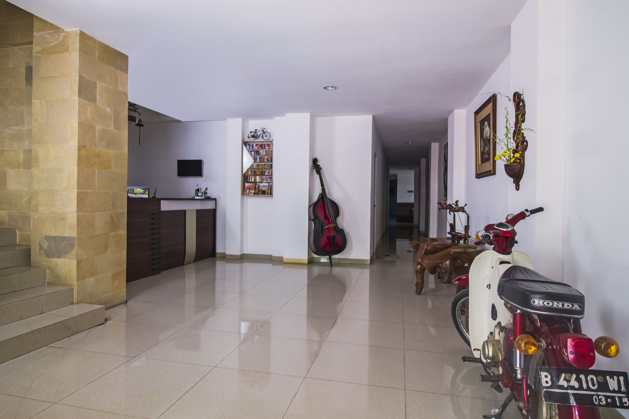 Reddoorz Near Cilandak Town Square Jacarta Exterior foto